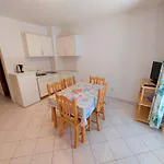 Neva & Neva House Appartamento *