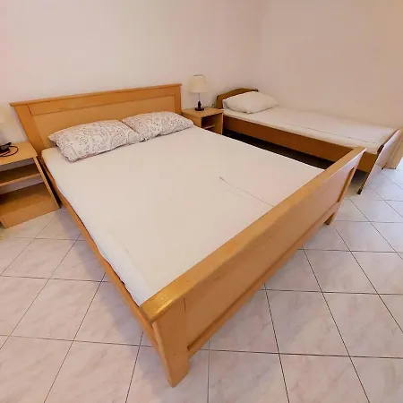 Neva & Neva House Srima