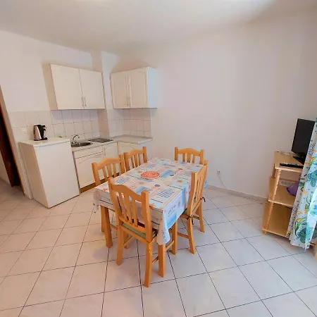 Neva & Neva House Appartement *