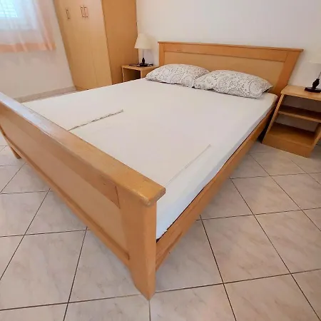 Appartement Neva & Neva House *