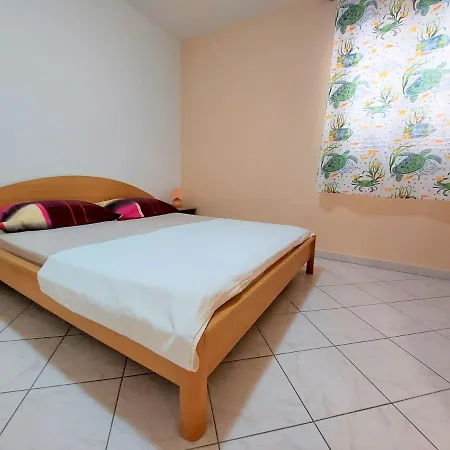 Neva & Neva House * 斯里马