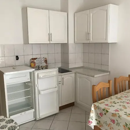 Neva & Neva House Appartement *