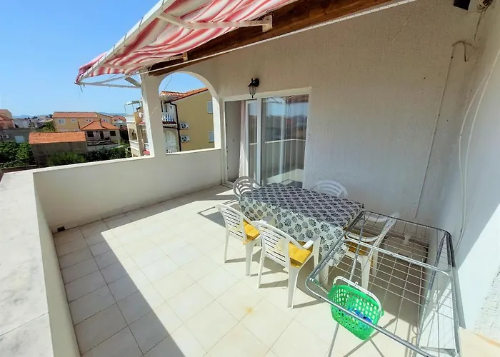 Neva & Neva House Apartman