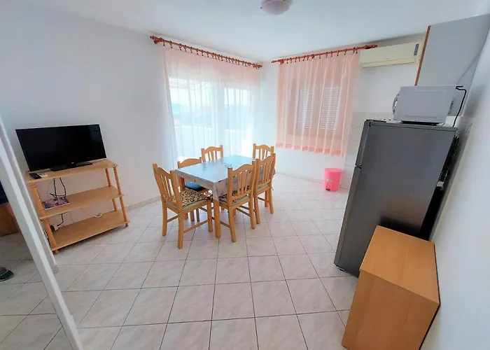 Neva & Neva House Srima