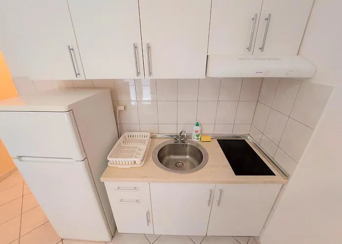 Neva & Neva House Apartman Srima