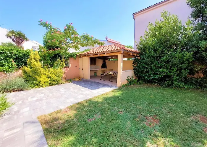 Appartement Neva & Neva House